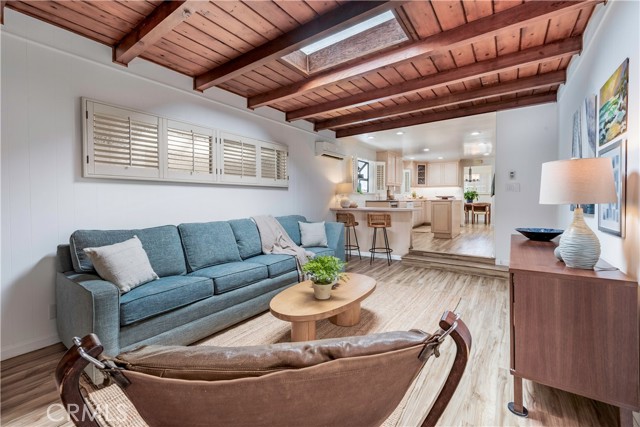 143 Roycroft Avenue, Long Beach CA: https://media.crmls.org/medias/f5c76fbb-ae2a-4b1c-9ea7-9e28d920e85e.jpg