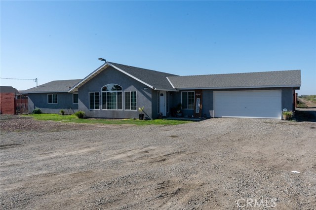 Detail Gallery Image 5 of 36 For 17225 Custer, Dos Palos,  CA 93620 - 3 Beds | 2 Baths