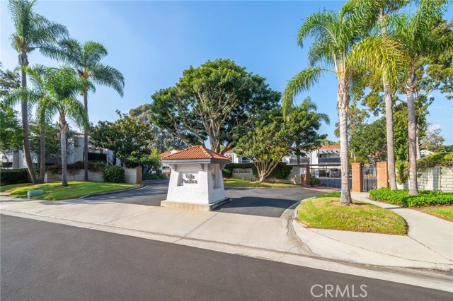 Detail Gallery Image 7 of 41 For 215 Wichita Ave #106,  Huntington Beach,  CA 92648 - 1 Beds | 1 Baths