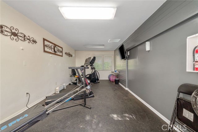 2692 Highland Avenue, Highland CA: https://media.crmls.org/medias/f5ca51f5-79fa-471b-8a91-2eaae83e2cd6.jpg
