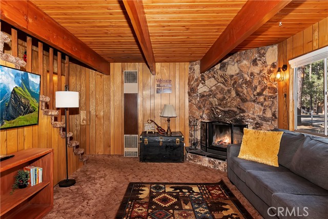 Detail Gallery Image 5 of 31 For 1036 Robinhood Bld, Big Bear City,  CA 92314 - 2 Beds | 1 Baths