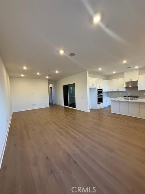 Detail Gallery Image 18 of 33 For 153 Great Park Blvd, Irvine,  CA 92618 - 4 Beds | 3 Baths