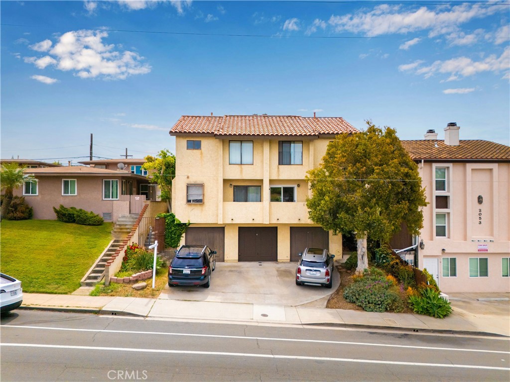 2061 Chatsworth - photo 3