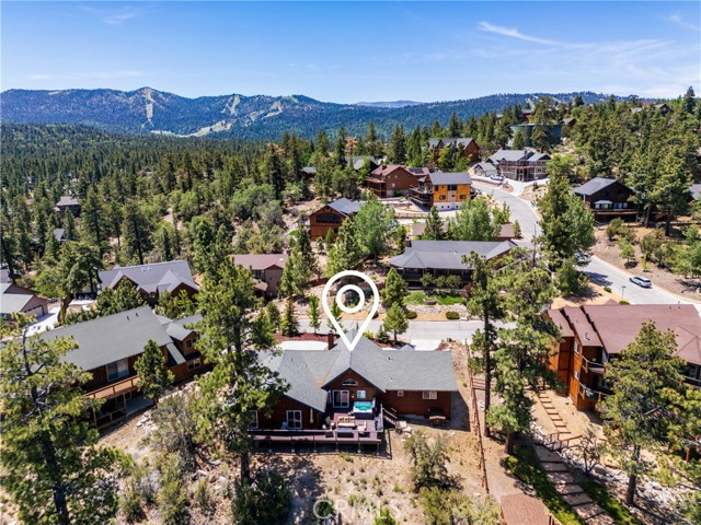 42728 Timberline Trail, Big Bear Lake CA: https://media.crmls.org/medias/f5cc2fe6-1f05-49c1-8e05-c2831428a7d5.jpg