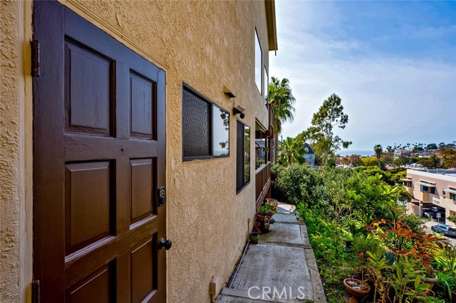 Detail Gallery Image 40 of 43 For 421 Loma Terrace, Laguna Beach,  CA 92651 - 3 Beds | 2/1 Baths