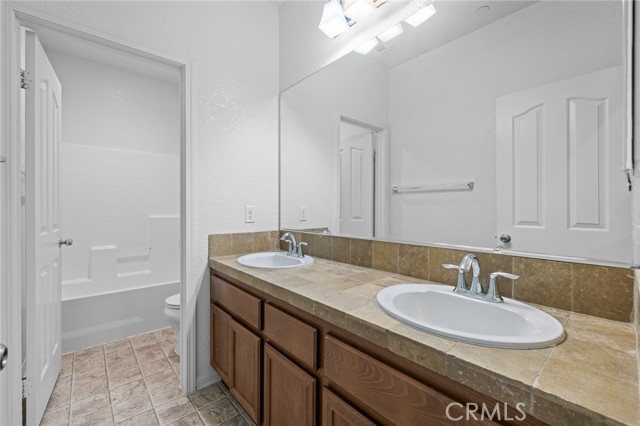 Detail Gallery Image 24 of 46 For 37152 Waltham Pl, Palmdale,  CA 93550 - 4 Beds | 2 Baths