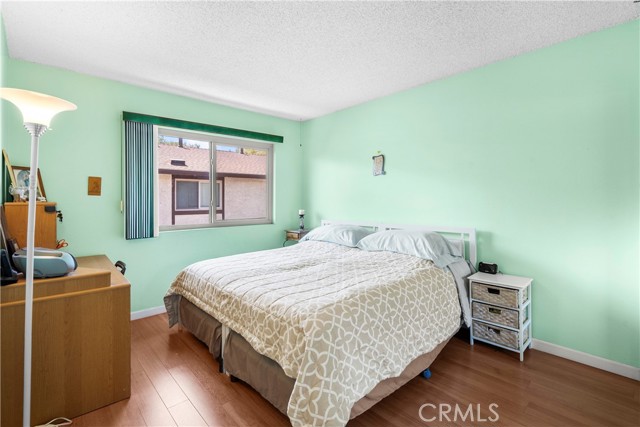 Detail Gallery Image 15 of 26 For 10480 Sunland #20,  Sunland,  CA 91040 - 3 Beds | 2/1 Baths