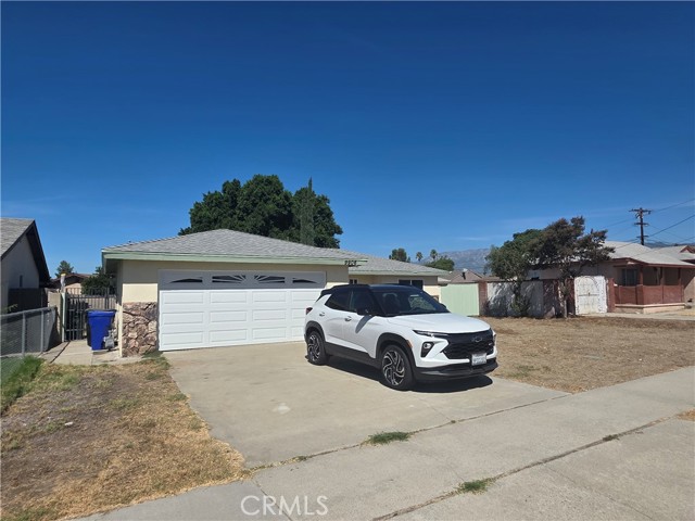 Detail Gallery Image 2 of 29 For 9906 Cypress Ave, Fontana,  CA 92335 - 3 Beds | 2 Baths