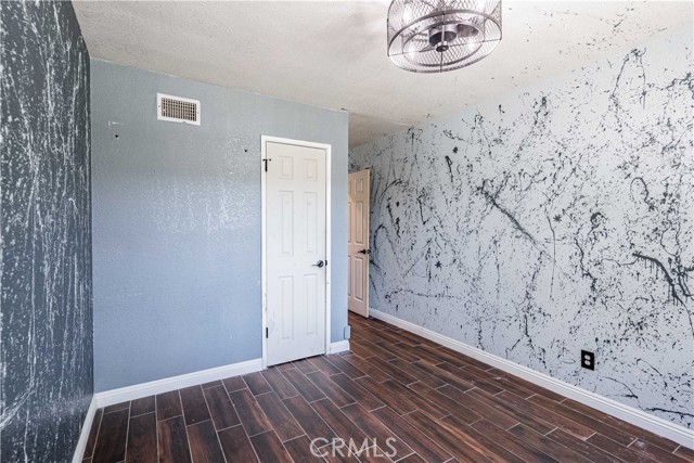 Detail Gallery Image 21 of 40 For 5220 E Minuet Ln, Anaheim,  CA 92807 - 4 Beds | 2 Baths