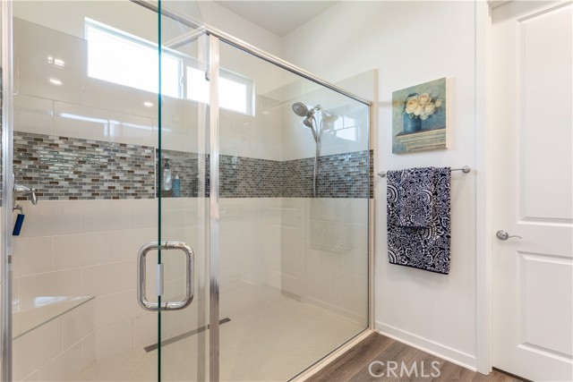 Image 5 of 26 For 26584 Opalescent Drive