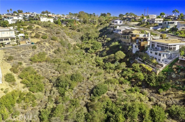 Detail Gallery Image 6 of 22 For 749 Marlin Drive, Laguna Beach,  CA 92651 - – Beds | – Baths