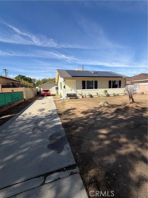 Detail Gallery Image 2 of 13 For 45015 11th, Lancaster,  CA 93534 - 2 Beds | 2 Baths