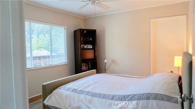 4435 Caledonia Way, Los Angeles CA: https://media.crmls.org/medias/f5d23f73-e0f2-4768-8c98-b954196889f8.jpg