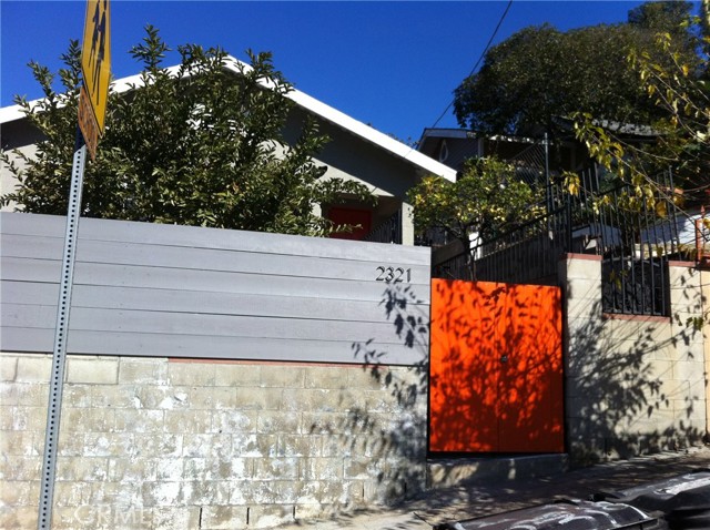 Detail Gallery Image 1 of 24 For 2321 Scott Ave, Los Angeles,  CA 90026 - 2 Beds | 1 Baths