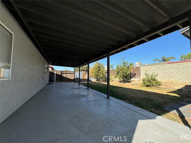 Detail Gallery Image 18 of 22 For 5312 Oswell Park Dr, Bakersfield,  CA 93307 - 3 Beds | 2 Baths