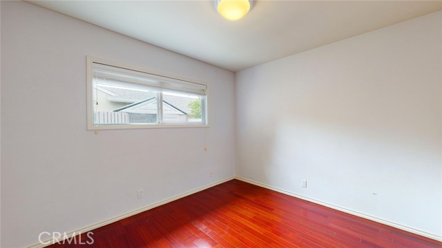 8162 Van Noord Avenue, North Hollywood CA: https://media.crmls.org/medias/f5d4f99a-d15e-4b43-8d50-7c0ffb1843bf.jpg