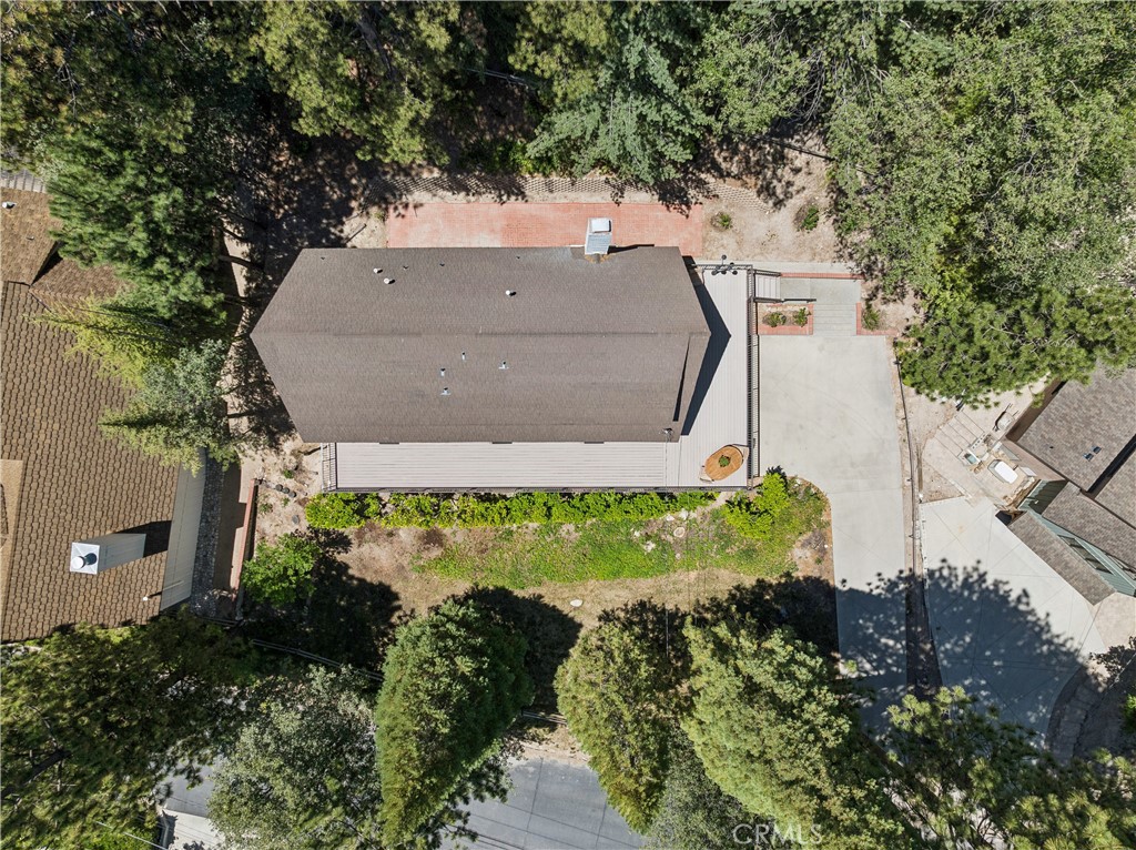 https://media.crmls.org/medias/f5d51056-4534-4493-8a4e-04b4d5952204.jpg?preset=X-Large