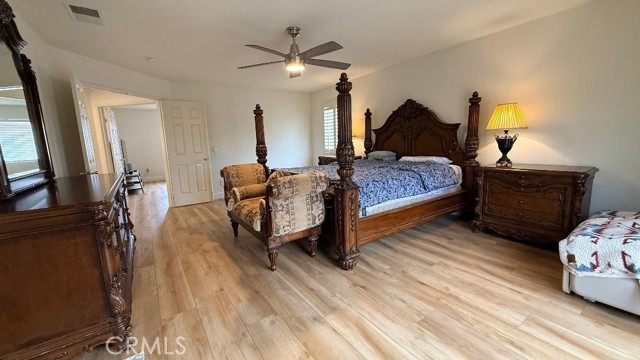 Image 10 of 32 For 29 Feldspar  