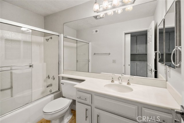 F5d55ef5 1095 4485 A444 0f11e4a12b77