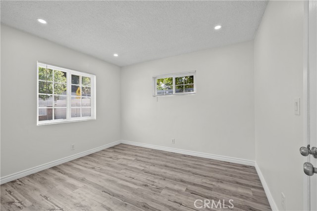 Detail Gallery Image 22 of 43 For 10117 Sharp Ave, Arleta,  CA 91331 - 4 Beds | 2/1 Baths