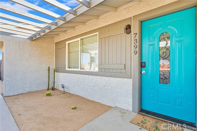 Detail Gallery Image 1 of 37 For 7399 Palomar Ave, Yucca Valley,  CA 92284 - 3 Beds | 2 Baths