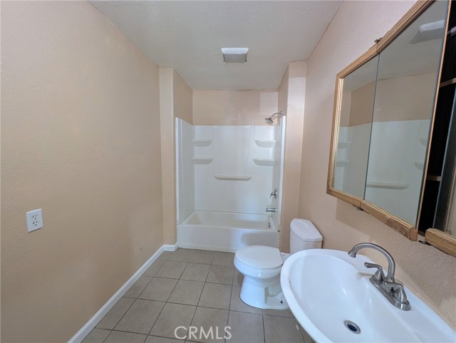 Image 10 of 16 For 2549 Del Paso Blvd