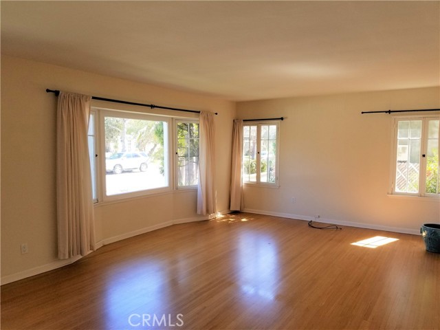 249 Grand Avenue, Long Beach, California 90803, ,Multi-Family,For Sale,Grand,SB24056646