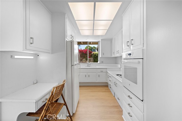 Detail Gallery Image 7 of 22 For 384 Avenida Castilla a,  Laguna Woods,  CA 92637 - 2 Beds | 1 Baths