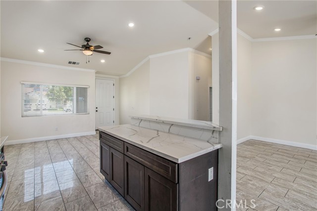 Detail Gallery Image 14 of 40 For 707 Emily Ln, Beaumont,  CA 92223 - 3 Beds | 2 Baths