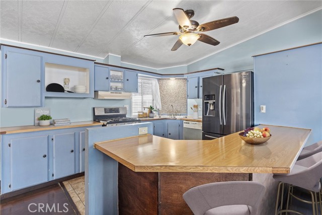 Detail Gallery Image 11 of 40 For 4 Dogwood Ln, Bakersfield,  CA 93308 - 3 Beds | 2 Baths