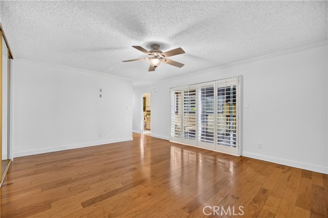145 Bennett Avenue photo 22