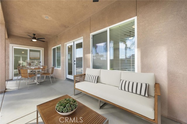 11515 Regarse, Bakersfield CA: https://media.crmls.org/medias/f5d84766-ea48-43fd-b30a-3229ef02fdfc.jpg