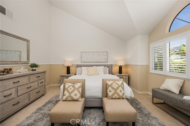 29 Calabria, Lake Forest CA: https://media.crmls.org/medias/f5d8827e-ad7a-401d-8fb5-d611b838854c.jpg