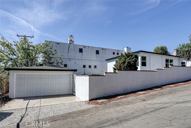 Detail Gallery Image 5 of 38 For 3010 Laurel Ave, Manhattan Beach,  CA 90266 - 4 Beds | 2 Baths