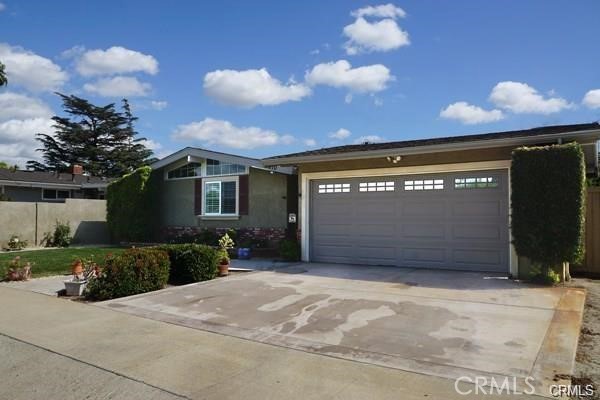 1810 E Madison Avenue, Orange CA: https://media.crmls.org/medias/f5d8d35b-8472-49c4-8671-cf9b0a5541e9.jpg