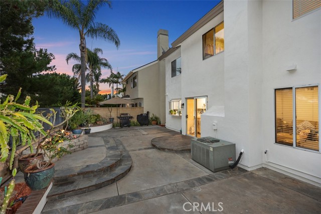 21321 Spruce, Mission Viejo CA: https://media.crmls.org/medias/f5da0e9a-a424-438d-ba75-a8ca666d4617.jpg