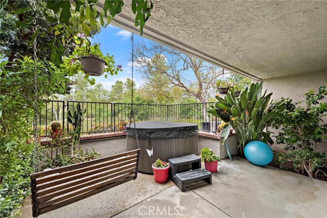 21 Rustling Wind, Irvine CA: https://media.crmls.org/medias/f5da8ed1-d960-4a64-883f-8ba3c7b51361.jpg