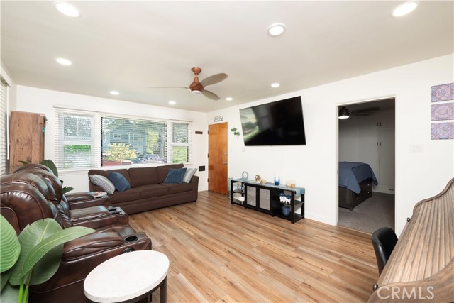 Detail Gallery Image 14 of 57 For 691 N 3rd Ave, Upland,  CA 91786 - 2 Beds | 1/1 Baths