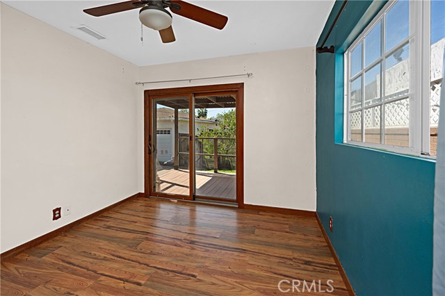Detail Gallery Image 17 of 43 For 3967 Berryman Ave, Los Angeles,  CA 90066 - 2 Beds | 1 Baths