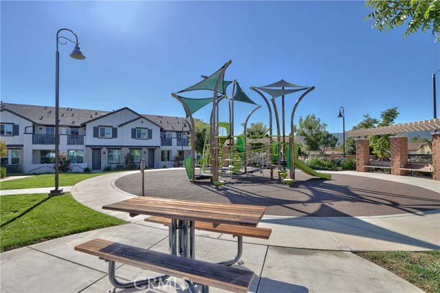 Detail Gallery Image 36 of 47 For 41976 Isadora #904,  Murrieta,  CA 92562 - 3 Beds | 2/1 Baths