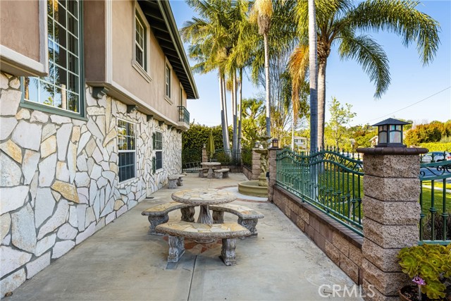 Detail Gallery Image 36 of 40 For 13391 Gimbert Ln, North Tustin,  CA 92705 - 5 Beds | 3/1 Baths