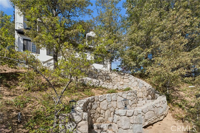 27962 West Shore, Lake Arrowhead, CA 92352