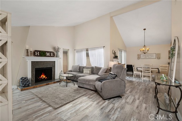 653 Nandina Circle photo 1