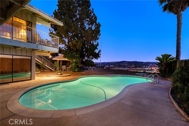 19662 Larkridge Drive, Yorba Linda CA: https://media.crmls.org/medias/f5df2470-ea10-4a76-b9b0-36d72f69069f.jpg