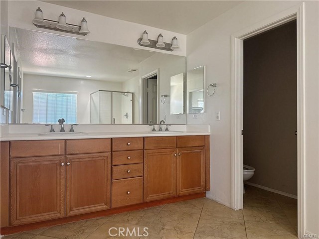 Detail Gallery Image 8 of 18 For 396 Suncup, Hemet,  CA 92543 - 4 Beds | 3 Baths