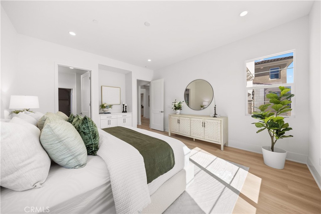 MLS #WS25248928 image #5