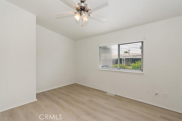 Detail Gallery Image 14 of 23 For 1400 W 13th St #161,  Upland,  CA 91786 - 3 Beds | 2 Baths