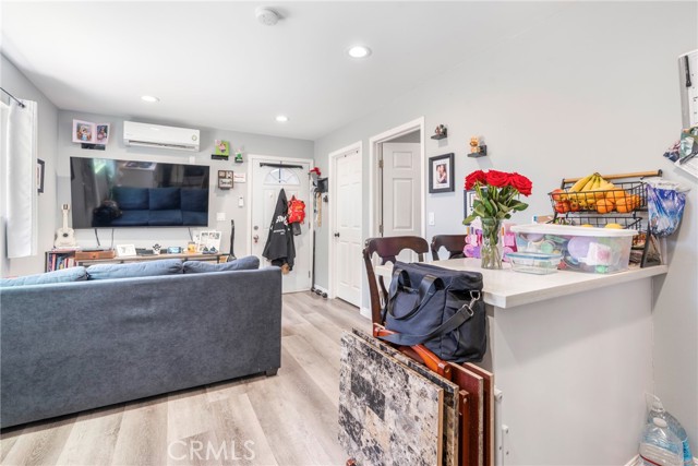 Detail Gallery Image 6 of 58 For 21114 & 1/2 Martin St, Carson,  CA 90745 - 5 Beds | 3 Baths