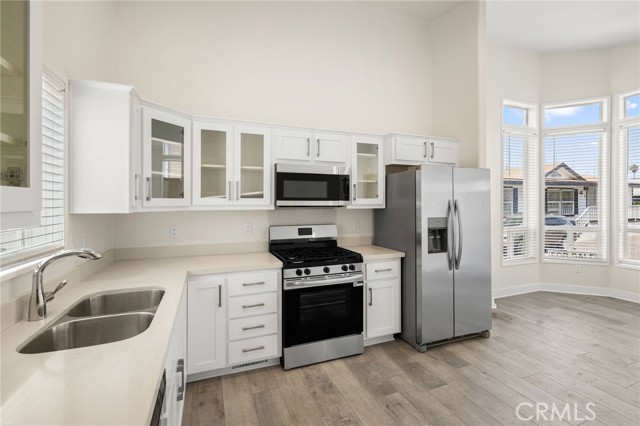 Detail Gallery Image 13 of 36 For 8250 Lankershim Blvd #36,  North Hollywood,  CA 91605 - 2 Beds | 2 Baths