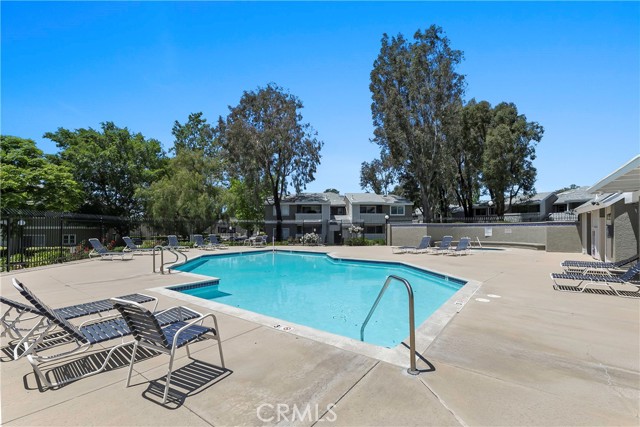 Detail Gallery Image 21 of 27 For 27646 Susan Beth Way #G,  Saugus,  CA 91350 - 2 Beds | 2 Baths